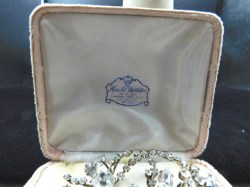 austria 3 pc set box top